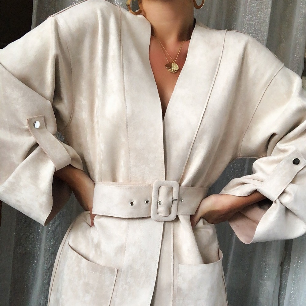 Last 1✨🆕Wona Nude Faux Suede Bell Sleeve Jacket - Picture 7 of 8